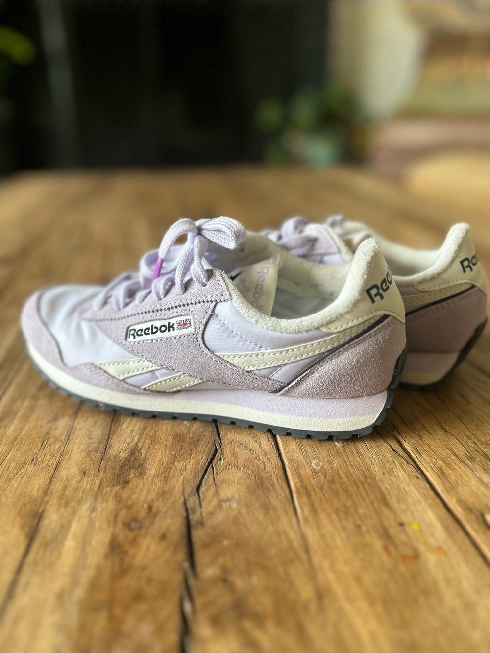 Reebok Lavender and Cream Retro Runner Sneakers so cute! Athletic running 7